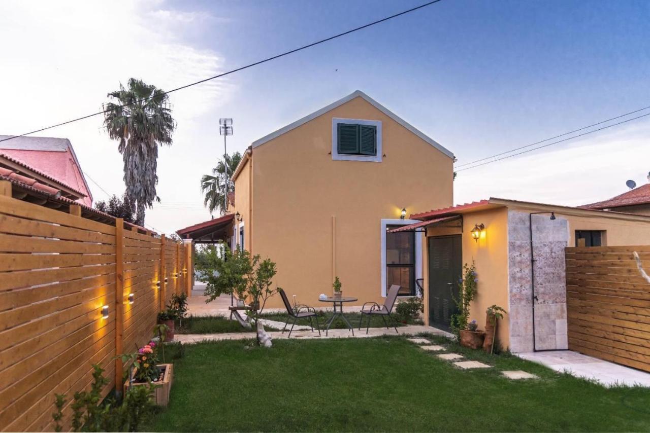 Burnelia Vacation House Lefkimmi  Exterior photo